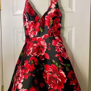 . In size one
. Smoke free house 
. Worn once